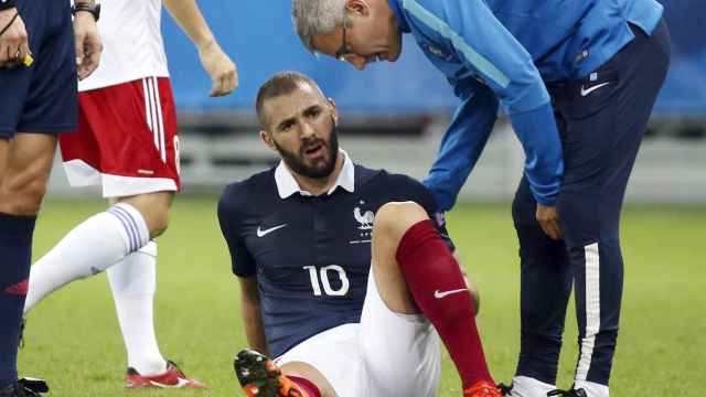 Francia confirma la lesión muscular de Benzema