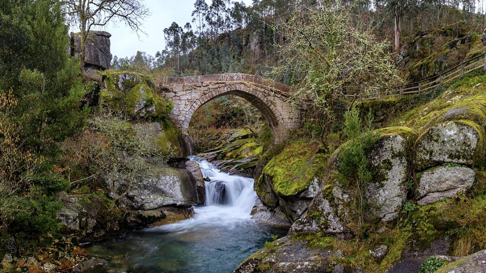 Así es la impresionante cascada oculta en Cerdedo Cotobade que es una