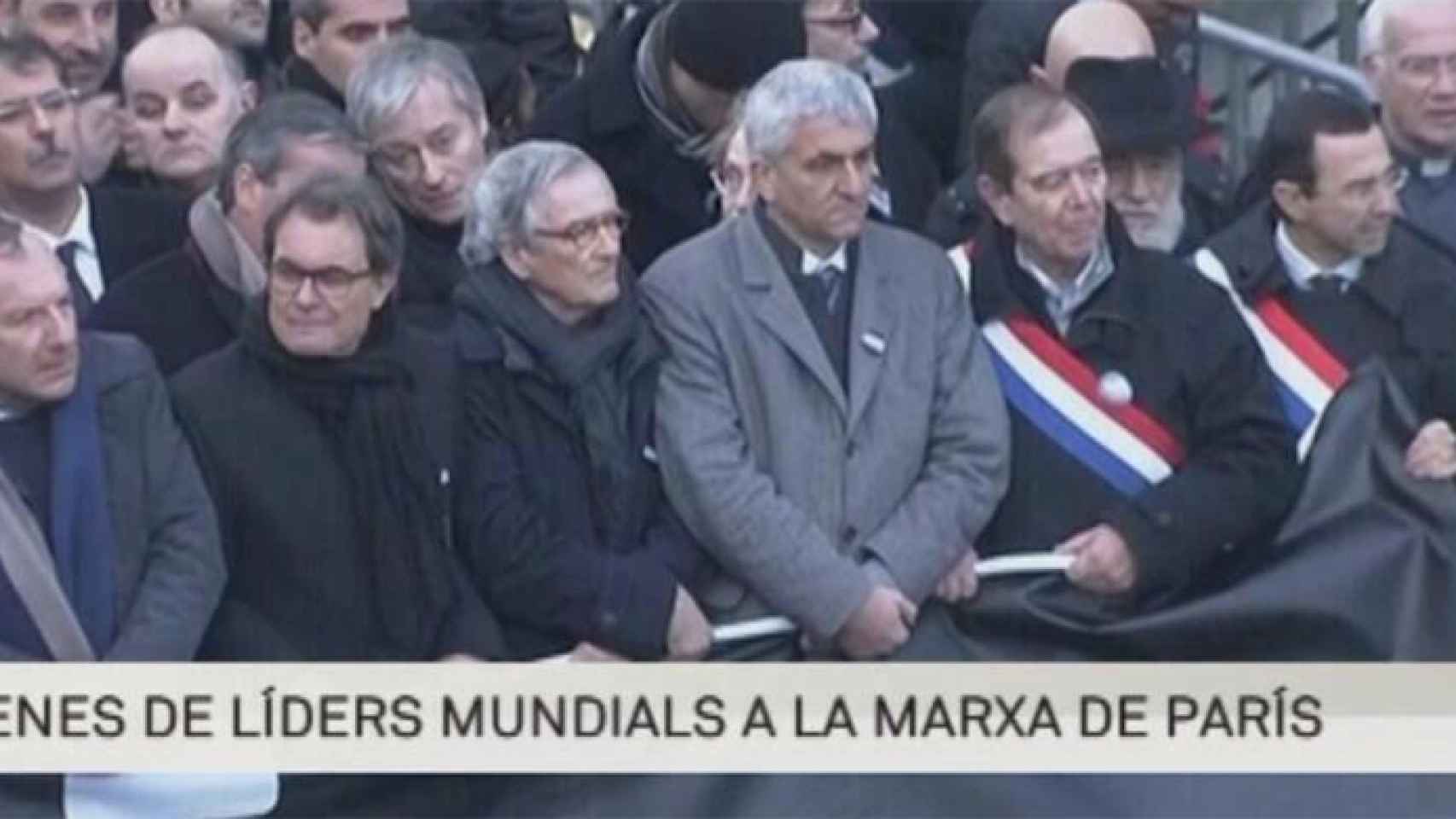 Críticas contra TV3 por considerar a Artur Mas líder mundial en la marcha de París