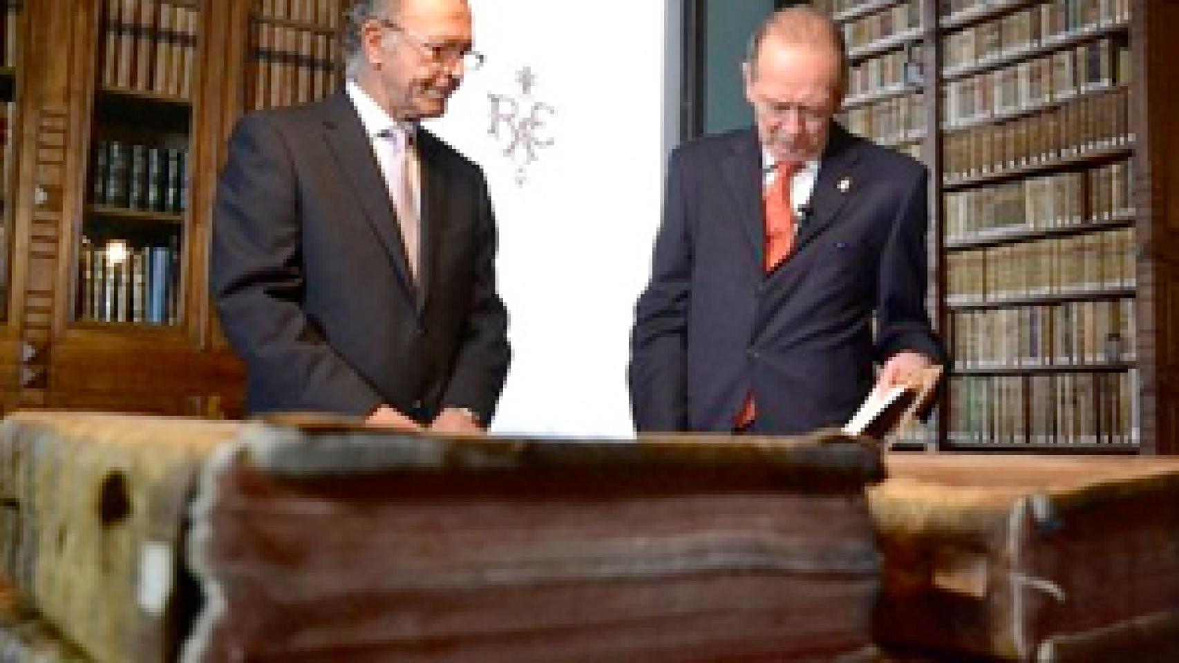 Image: La RAE honra sus orígenes con una edición facsímil del Diccionario de Autoridades