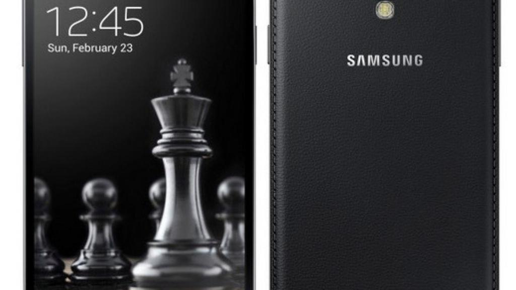 Nuevo Samsung Galaxy S4 Black Edition con trasera tipo cuero bordado