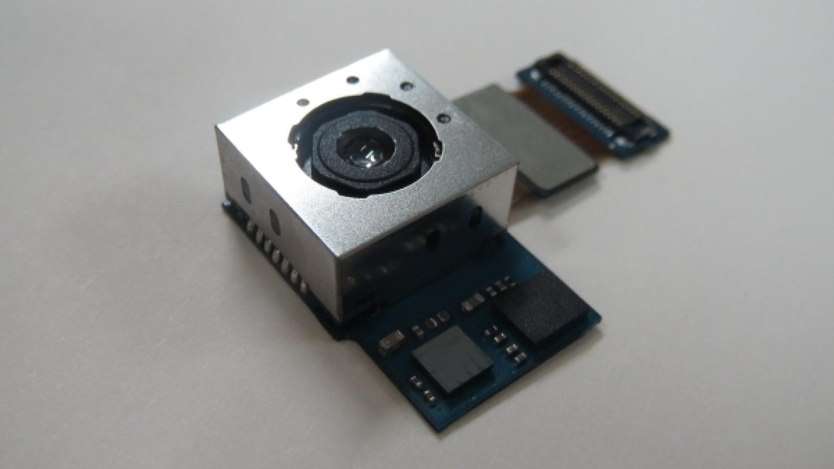 Samsung presenta su propio sensor fotográfico de 13MP con estabilización de imagen y más luminoso