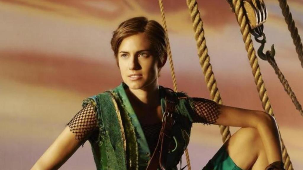 Allison Williams caracterizada como Peter Pan