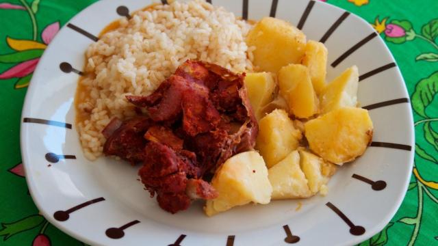 botillo-con-patatas-y-arroz