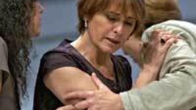 Image: Bayo desafía a los dioses