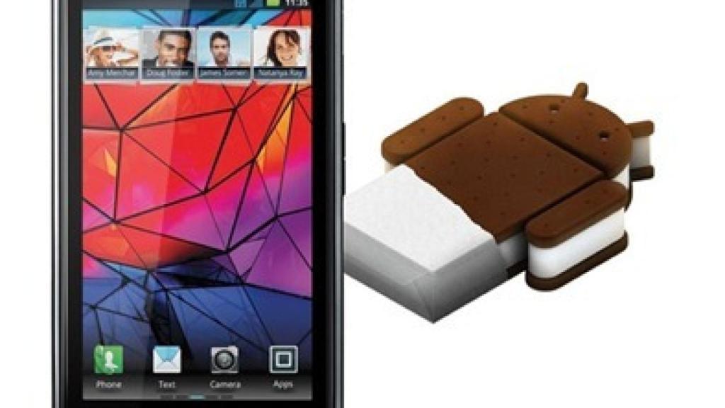 Motorola RAZR MAXX con ICS, análisis con vídeo