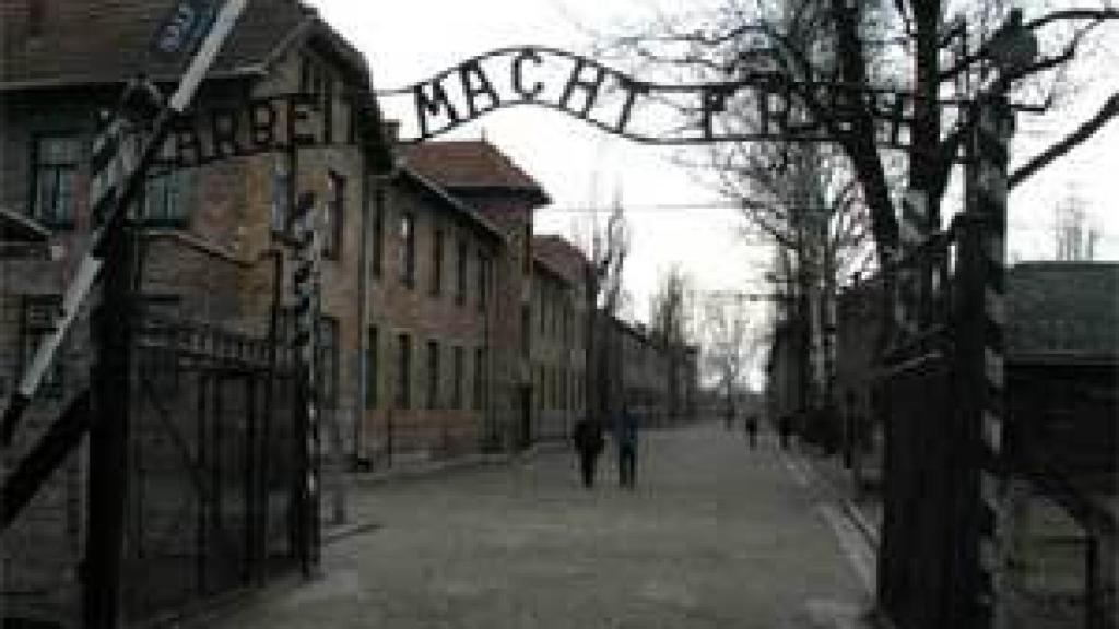 Image: Auschwitz necesita cien millones de euros para sobrevivir como museo