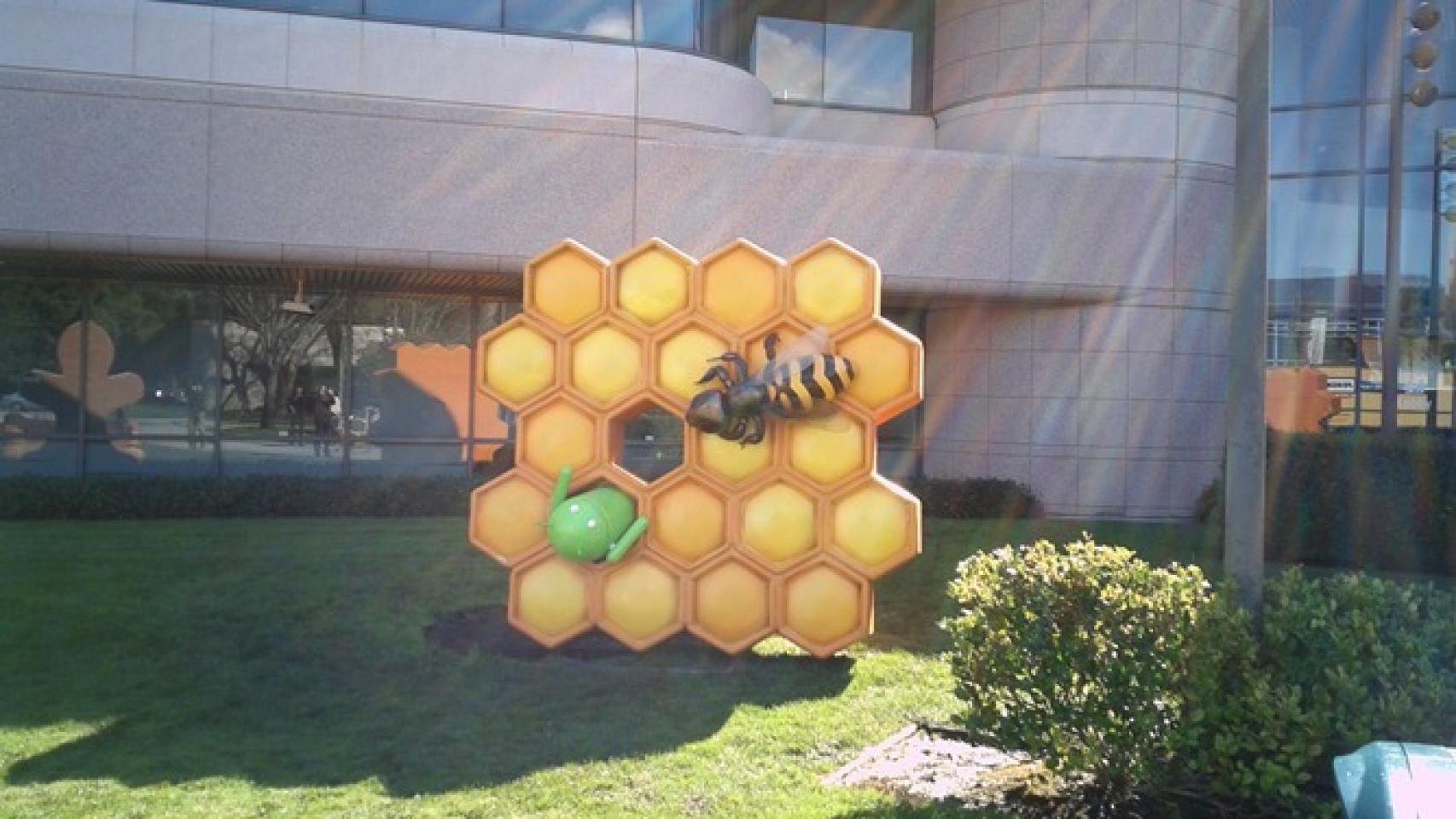Honeycomb ya tiene su «estatua» en Google