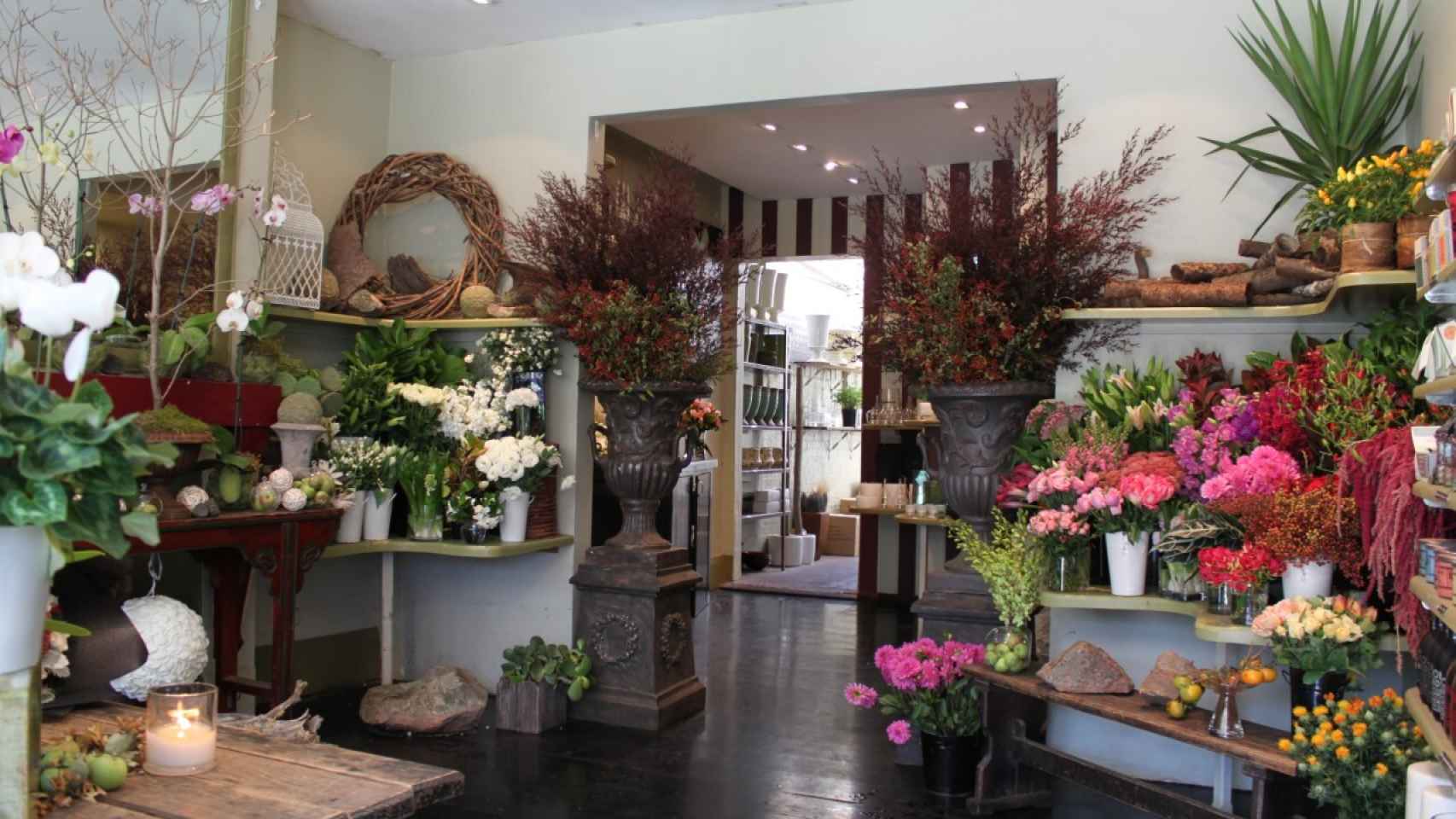 Interior de una floristería.