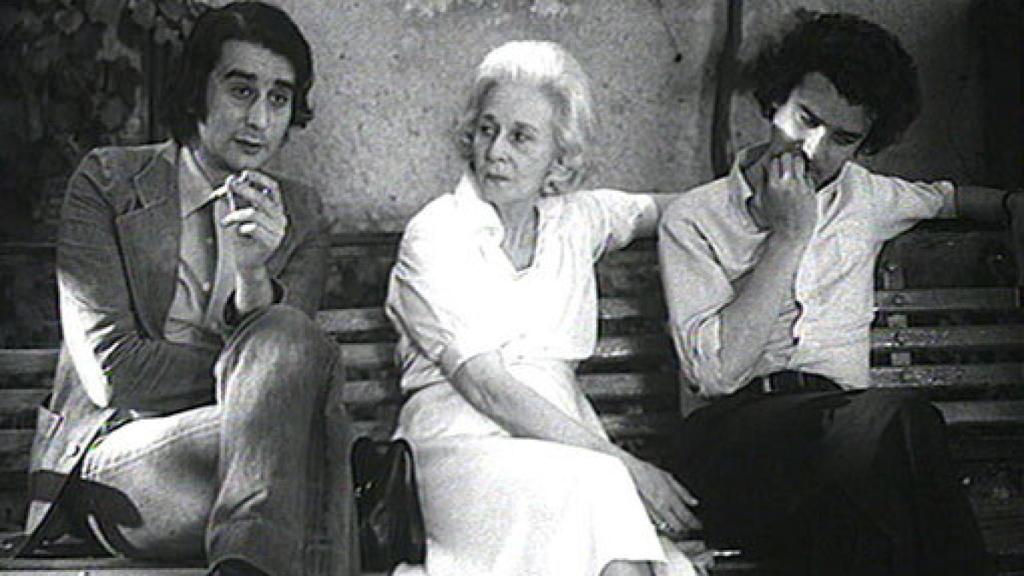 Leopoldo María Panero, Felicidad Blanc y Michi Panero, en el documental 'El desencanto', de Jaime Chávarri, 1976.