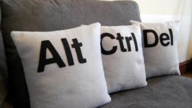 ctrl-alt-del-pillows