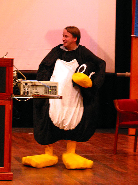 linus_torvalds_penguin