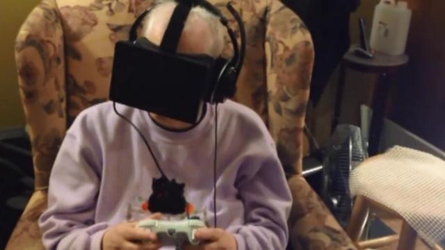 oculus-rift-anciana