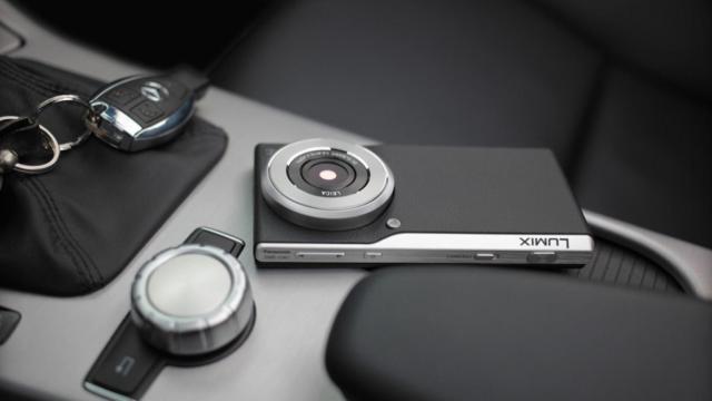 Panasonic Lumix CM1, el smartphone con lente Leica y sensor de 1 pulgada