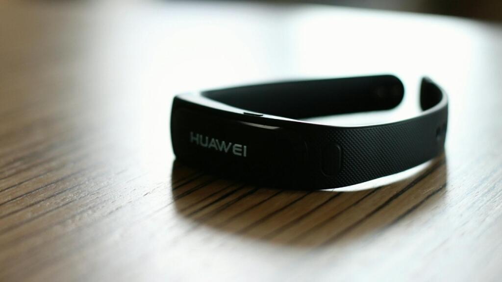 Aparece en escena la Huawei TalkBand B2, su nueva smartband