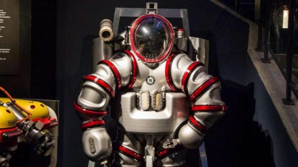 Iron-Man-Exosuit-underwater-suit-5-640x360