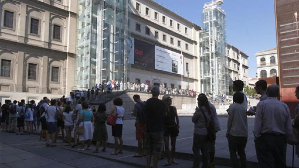 Image: El Reina Sofía toca fondo