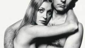 Image: Un retrato de Polanski y Sharon Tate desnudos se vende por 11.250 dólares