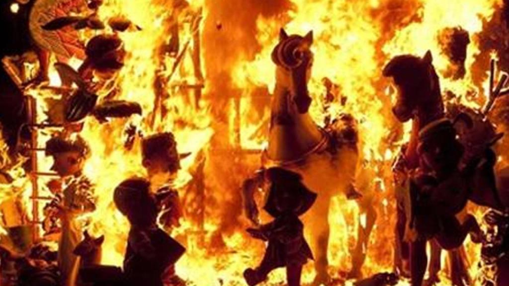 La cremá de las Fallas de Valencia