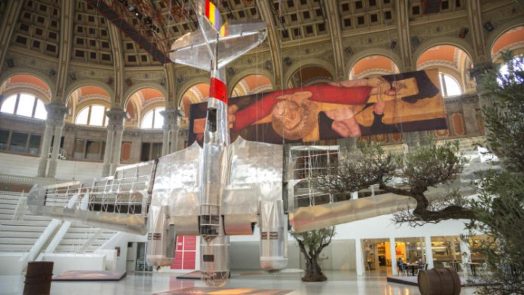 Instalación de Francesc Torres en el Museo Nacional de Arte de Cataluña