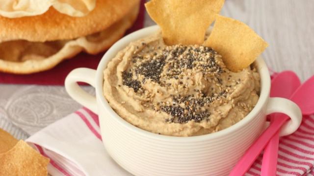 Hummus de lentejas con papadums