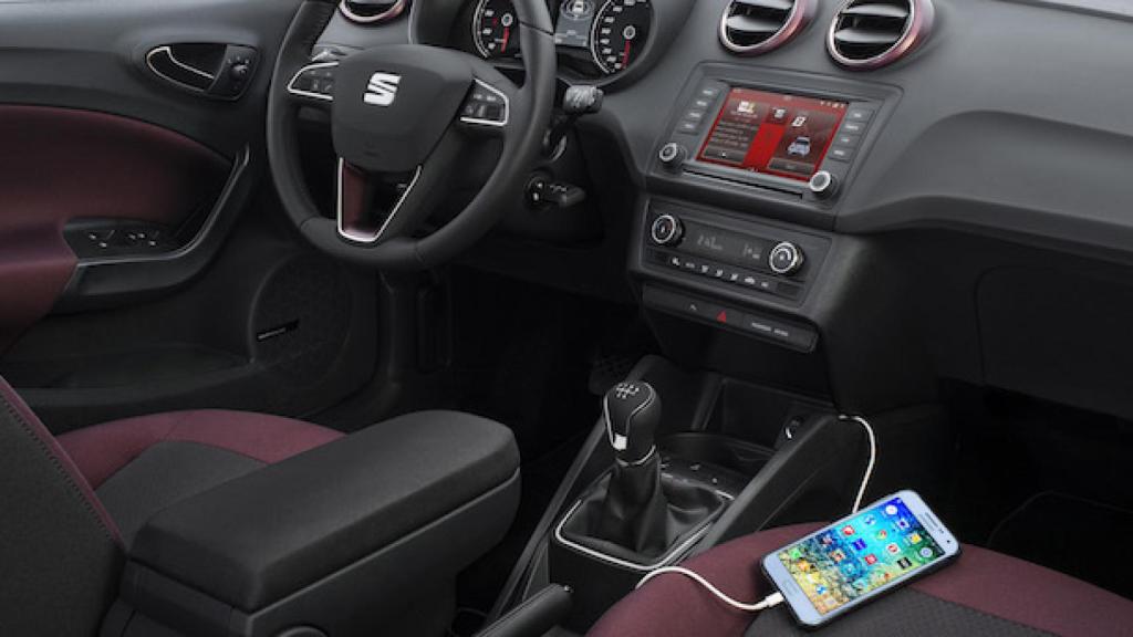 SEAT Full Link, así es la tecnología que extiende la experiencia móvil al coche