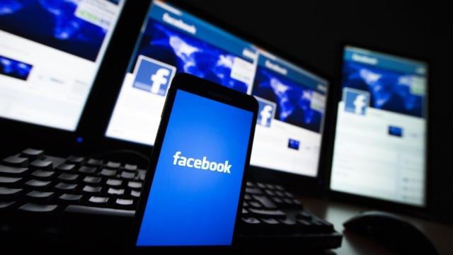 La mejor hora para publicar en Facebook es… durante el trabajo