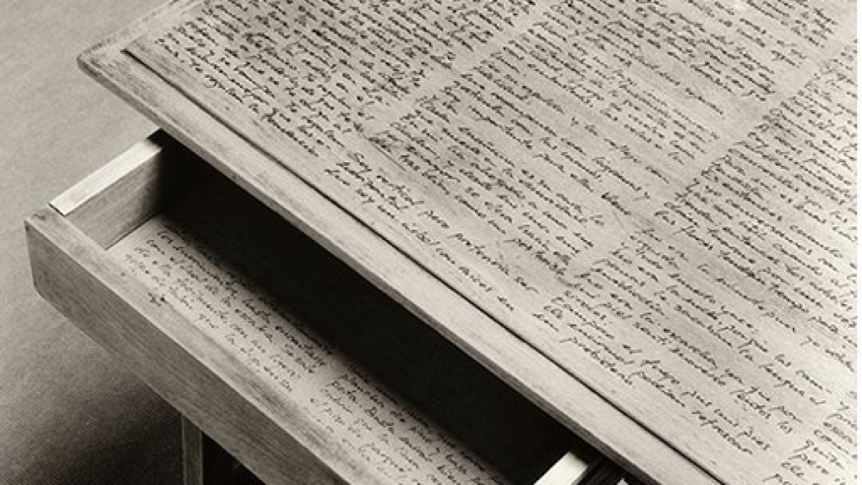 Image: La vieja costumbre de la tinta y el papel