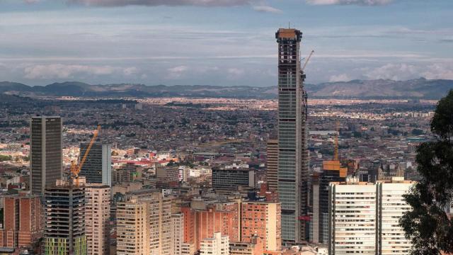 edifico más alto de Colombia