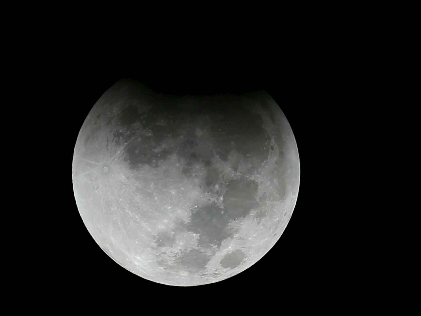 También ha podido contemplarse el eclipse de la luna llena desde El Cairo.