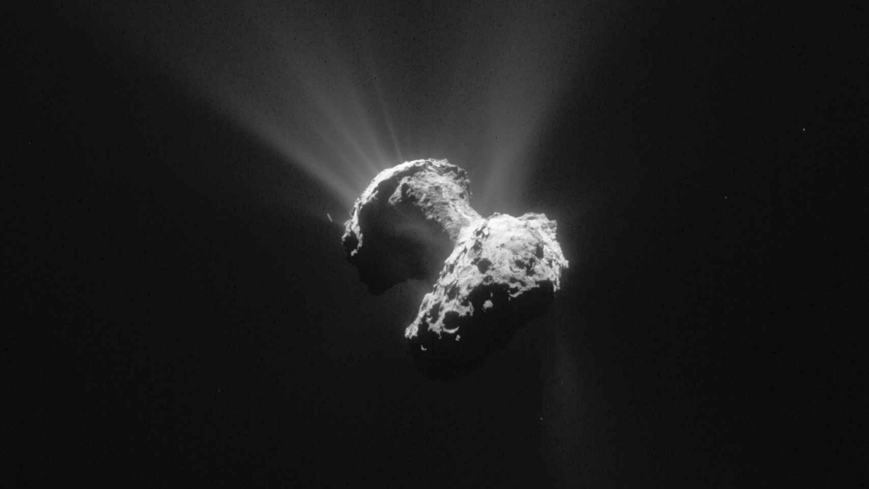 Imagen del cometa 67P/Churyumov-Gerasimenko. Recientemente se ha descrito un ciclo de agua en su superficie.