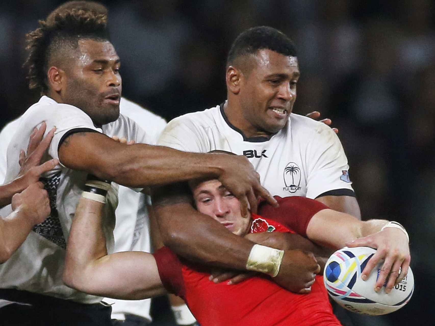 Mike Brown, durante el encuentro entre Inglaterra y Fiji. / Reuters