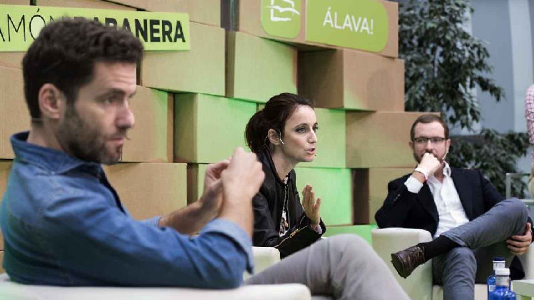 Borja Semper, Andrea Levy y Javier Maroto, en un acto del PP.