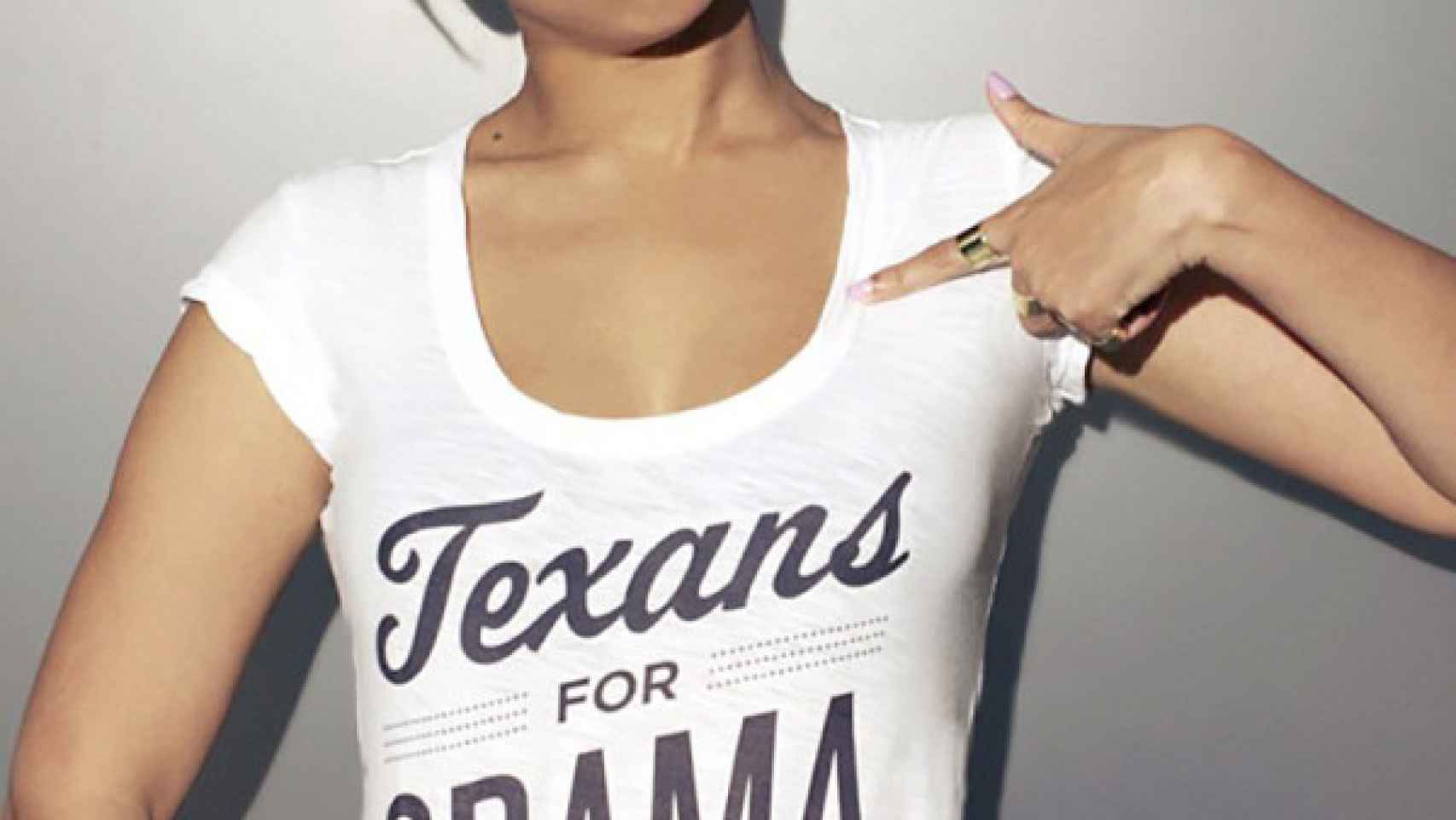 Beyoncé luce camiseta de apoyo a la campaña presidencial de Barack Obama