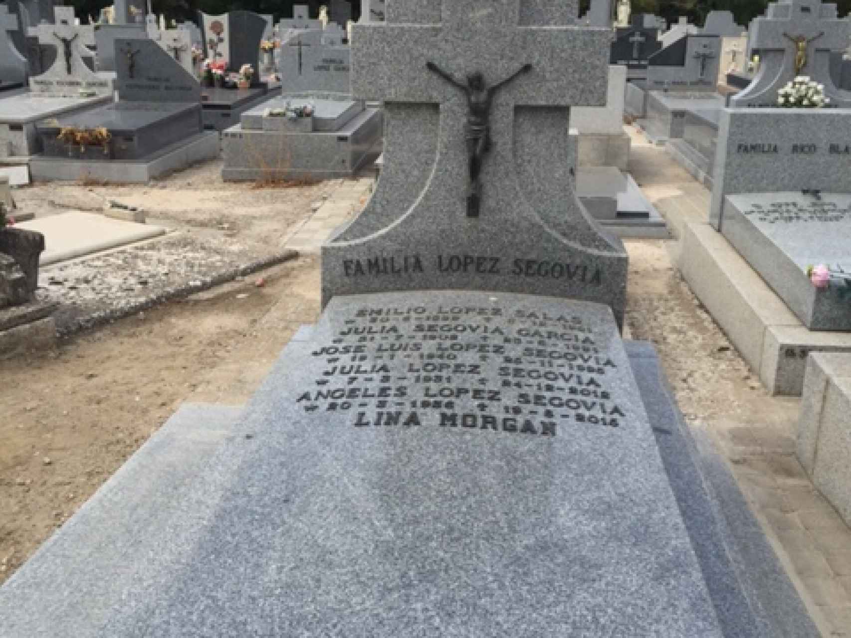 La tumba de Lina Morgan.