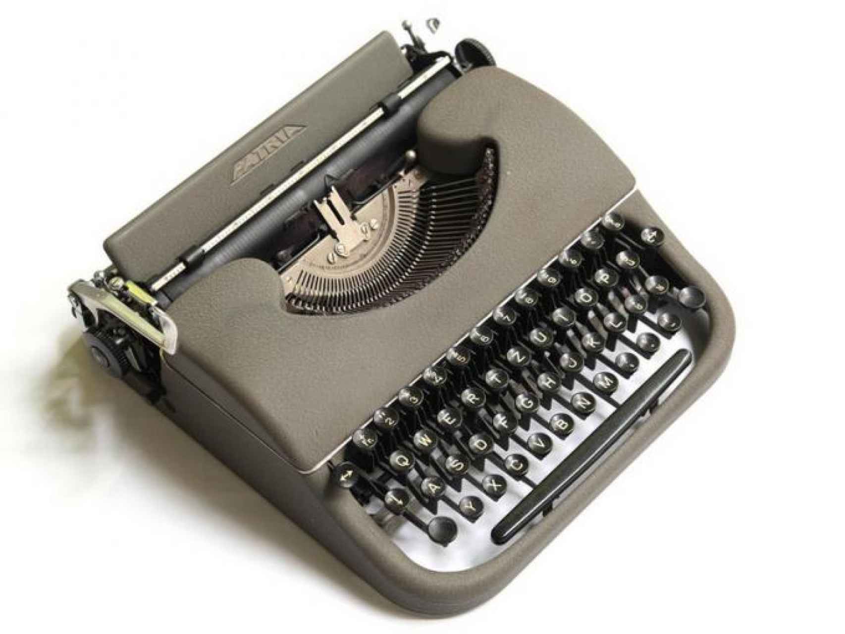 La máquina de escribir Patria.