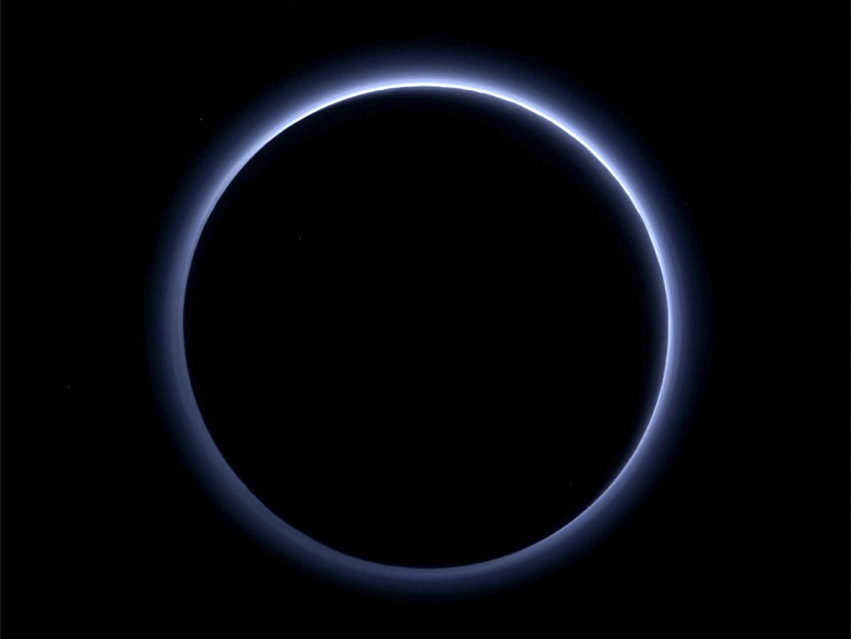 Una de las imágenes de Plutón captadas por la New Horizons