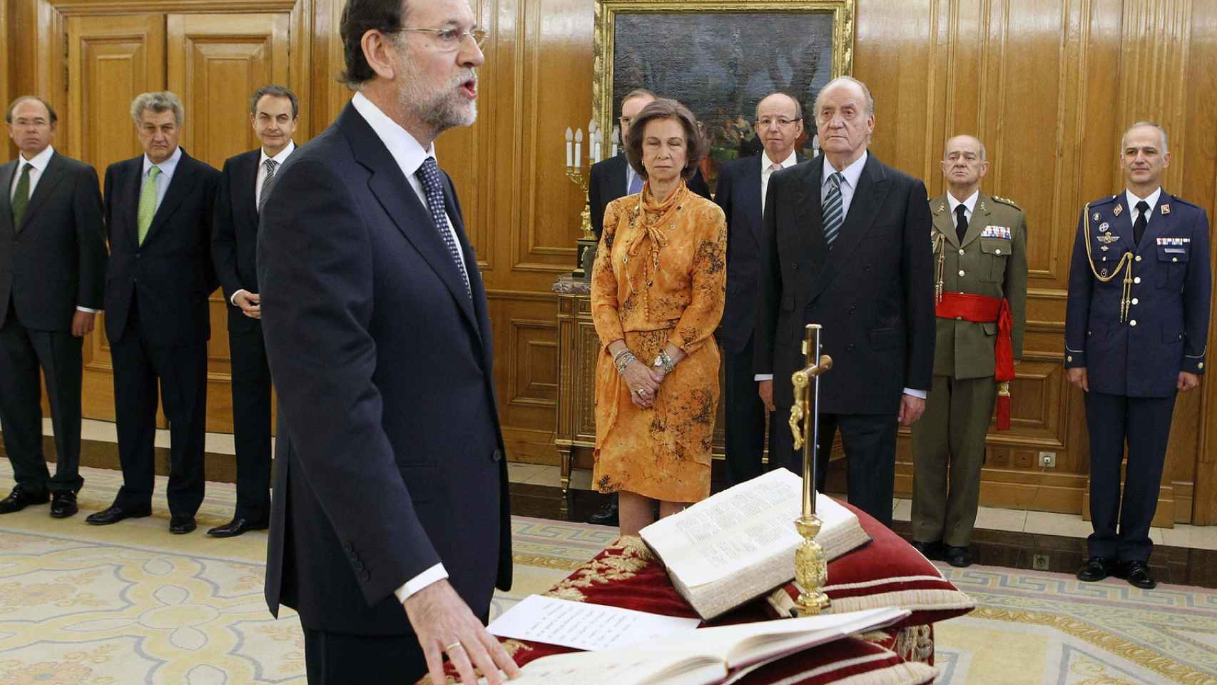 Las juras o promesas de cargos públicos, sin crucifijos si gobierna el PSOE.