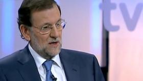 Rajoy regresa a TVE tres años, justo el día que disuelve las Cortes