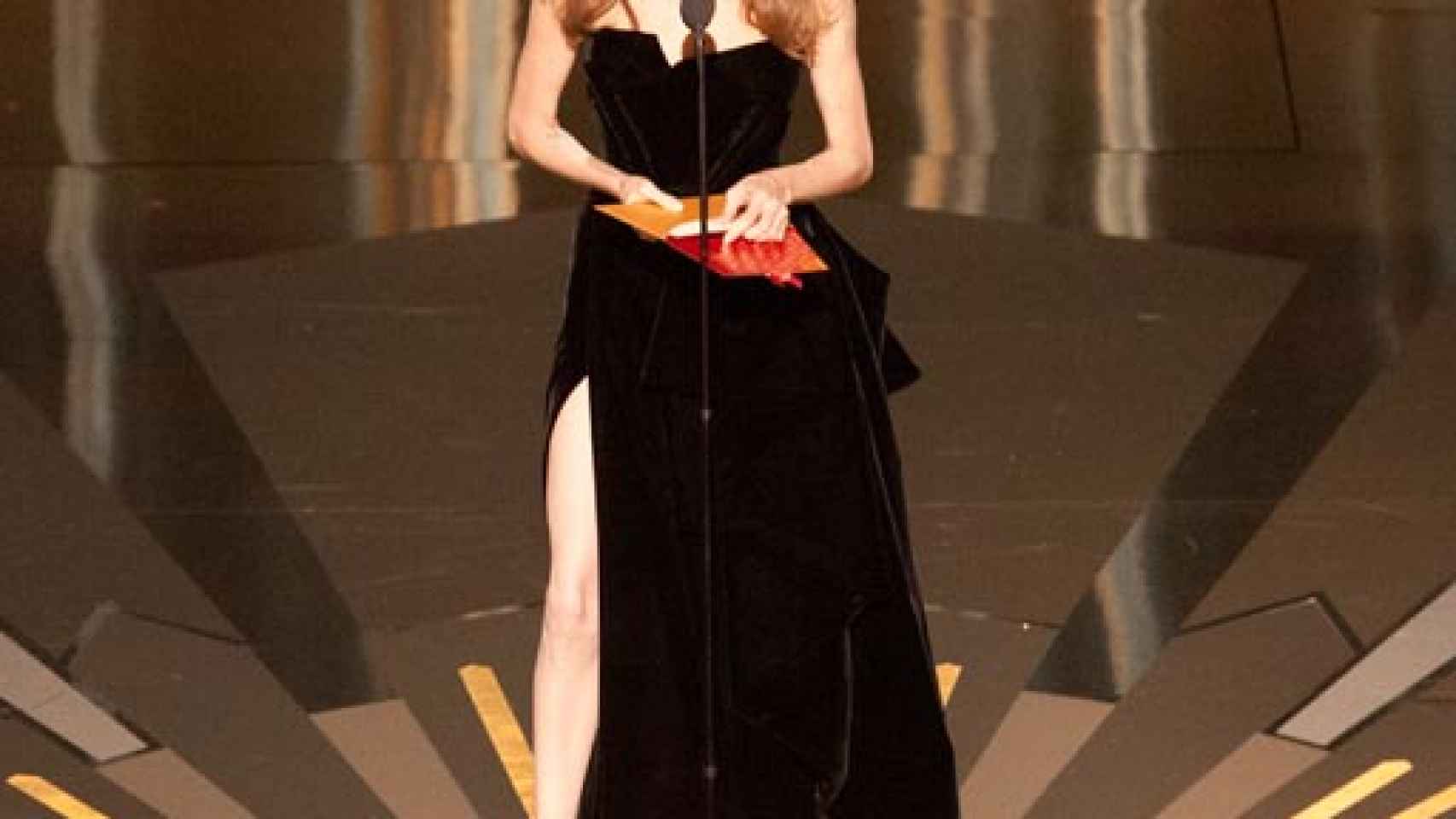 Angelina Jolie en la entrega al Oscar a Mejor Guión