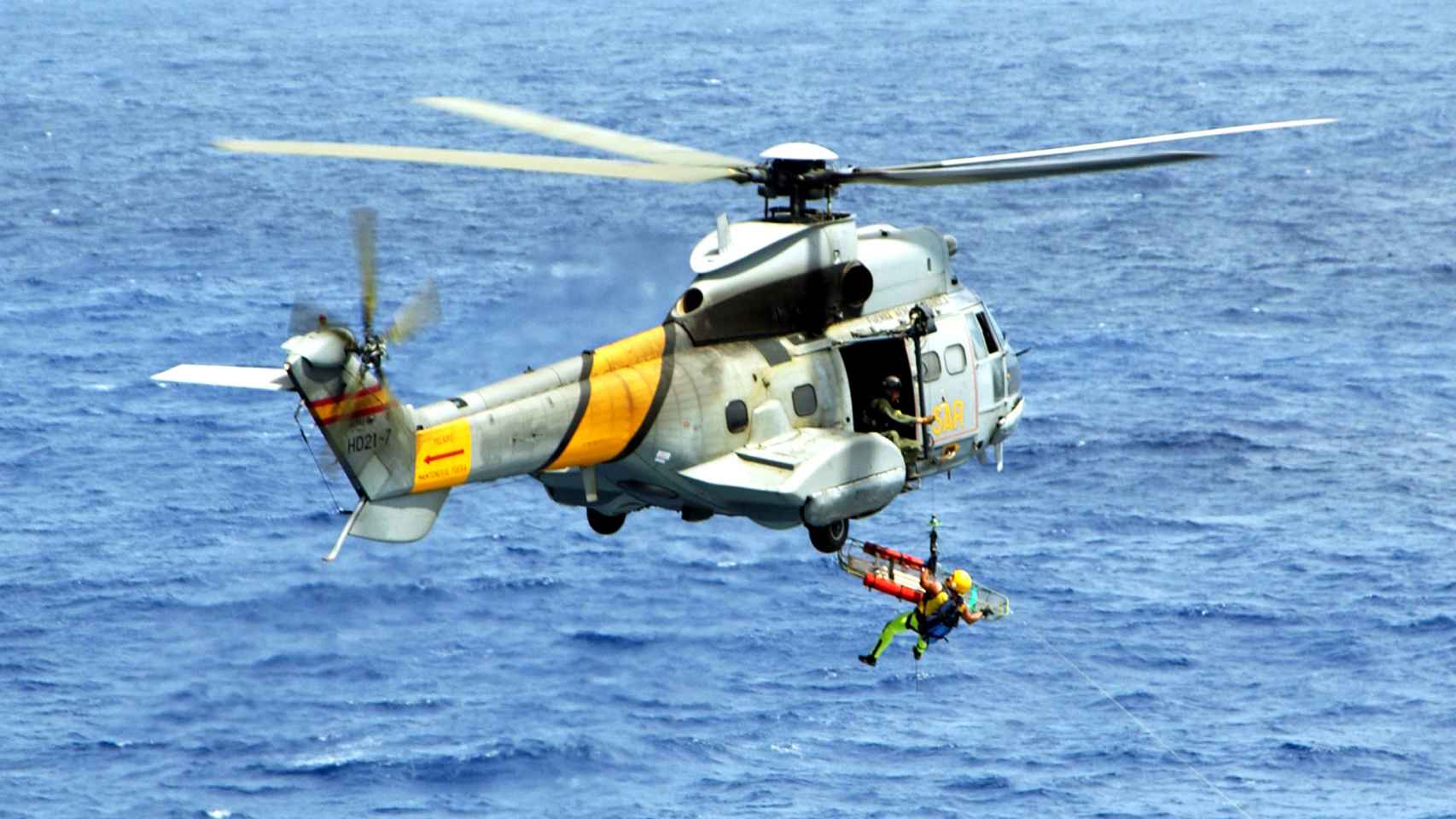 Helicóptero del 802 escuadrón del Ejército del Aire, el mismo que el accidentado.
