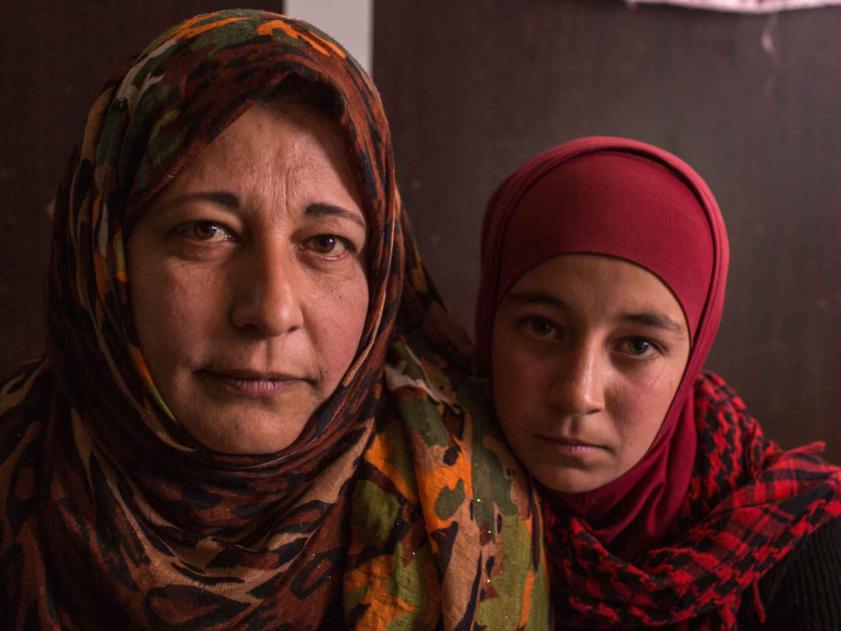 Madre e hija en Zaatari / District Zero y Oxfam Intermon