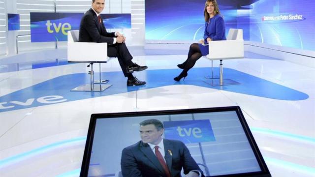 Pedro Sánchez durante la entrevista en TVE