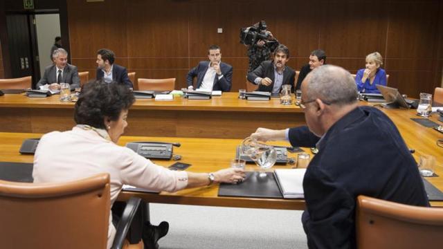 Los miembros de Ponencia de Autogobierno del Parlamento Vasco