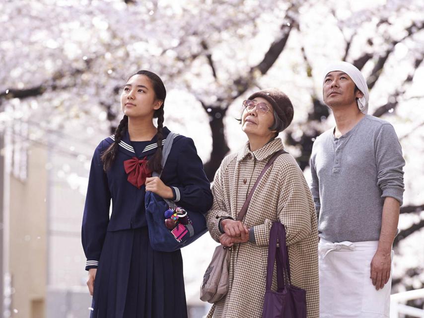 Los protagonistas de Una pastelería en Tokio.