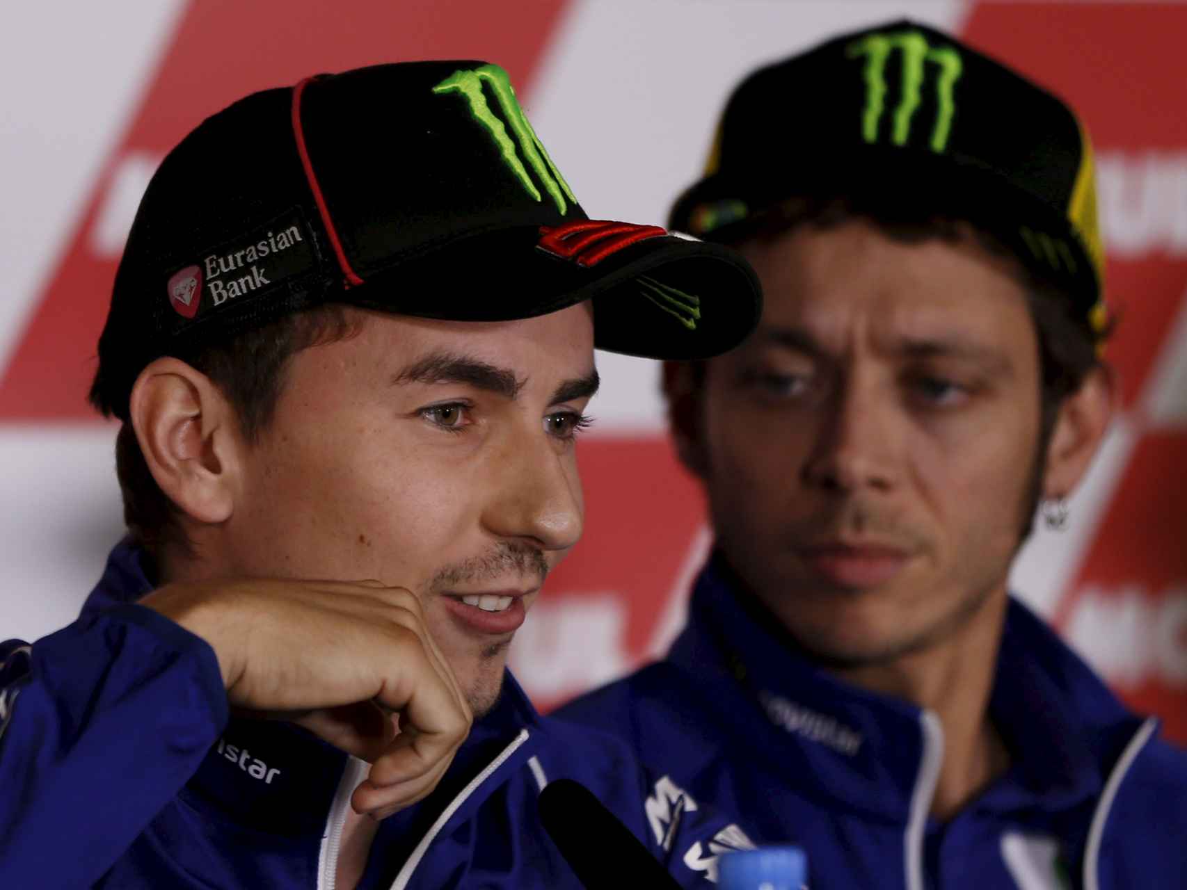 Los dos pilotos de Yamaha, rivales por el título.