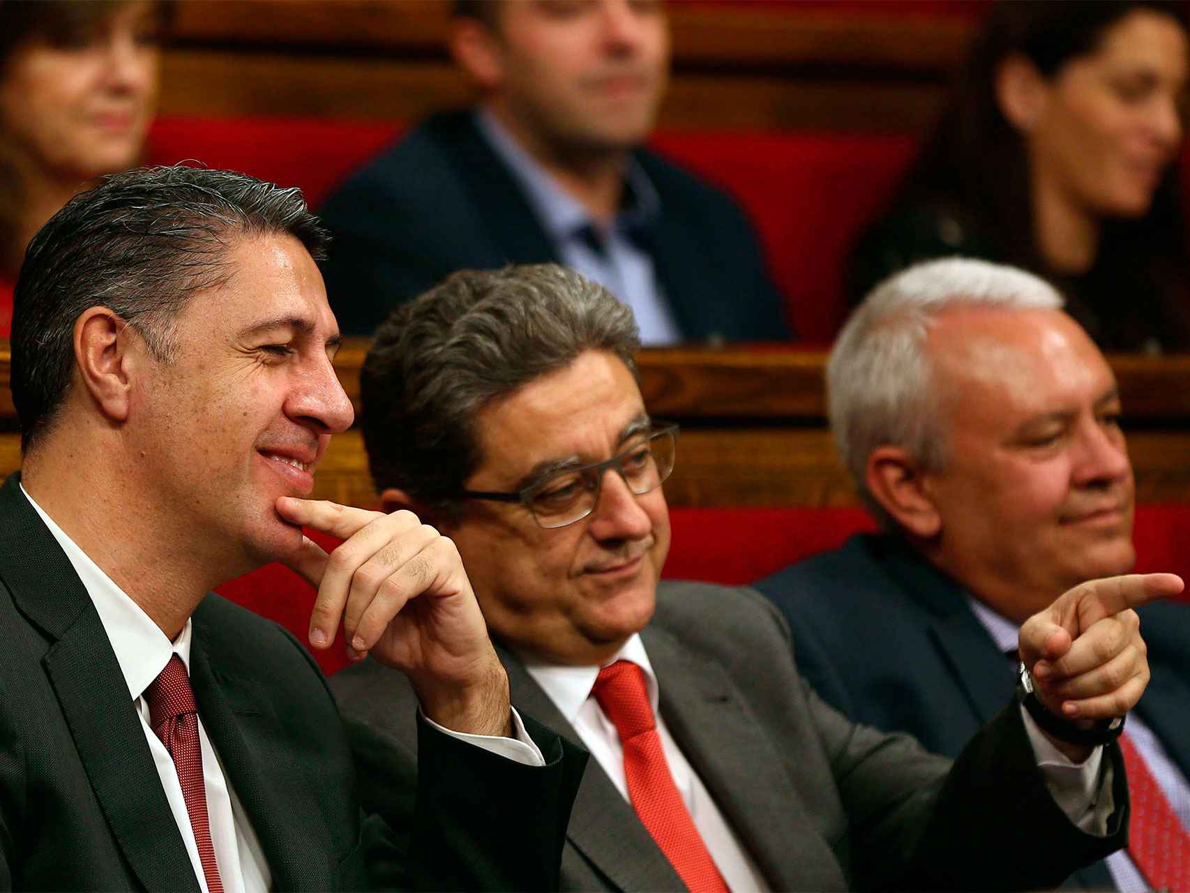 Los diputados del PP Xavier García Albiol -izquierda- y Enric Millo.