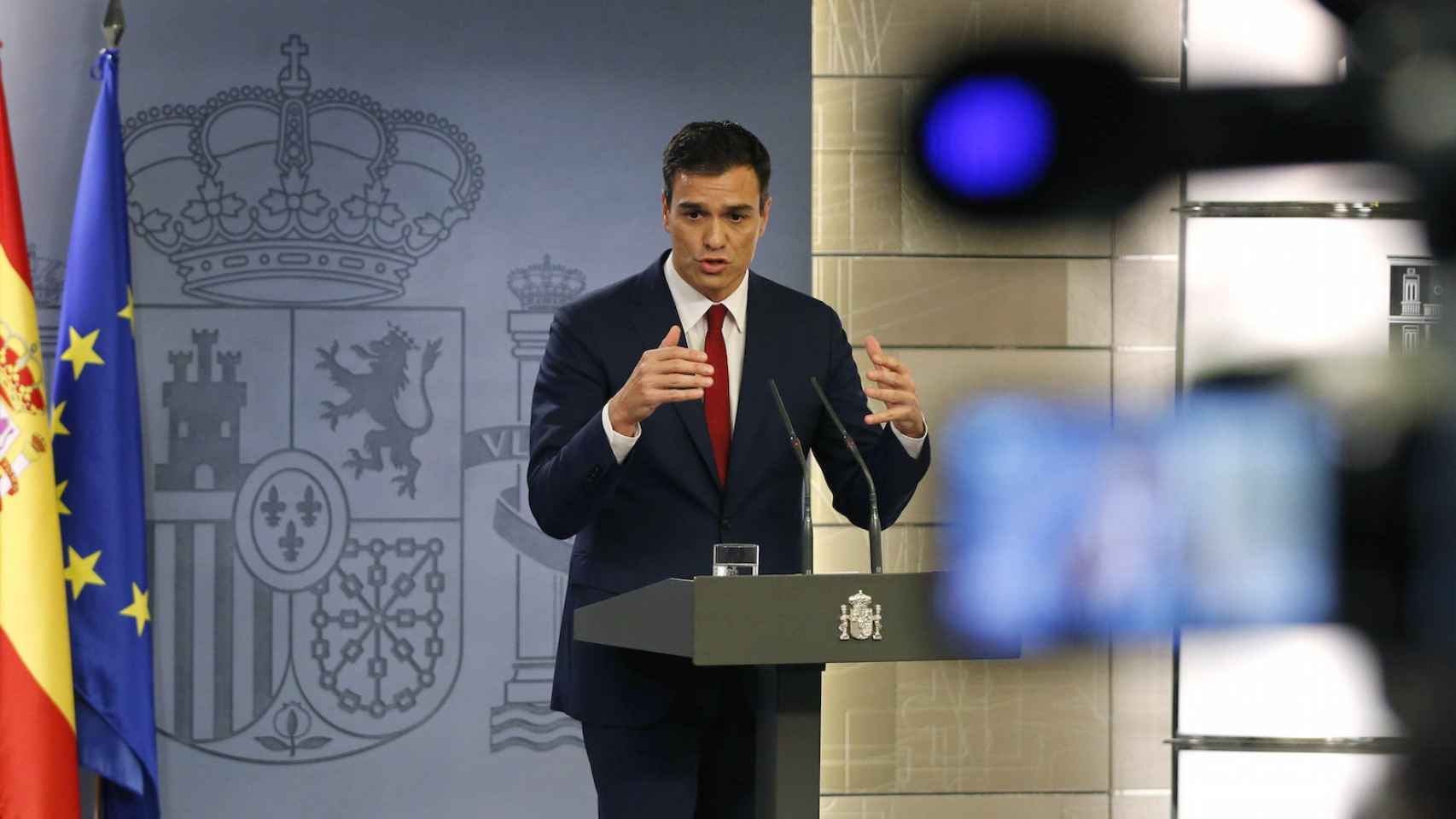 Sánchez, en la rueda de prensa que no se celebró en la última reunión con Rajoy.