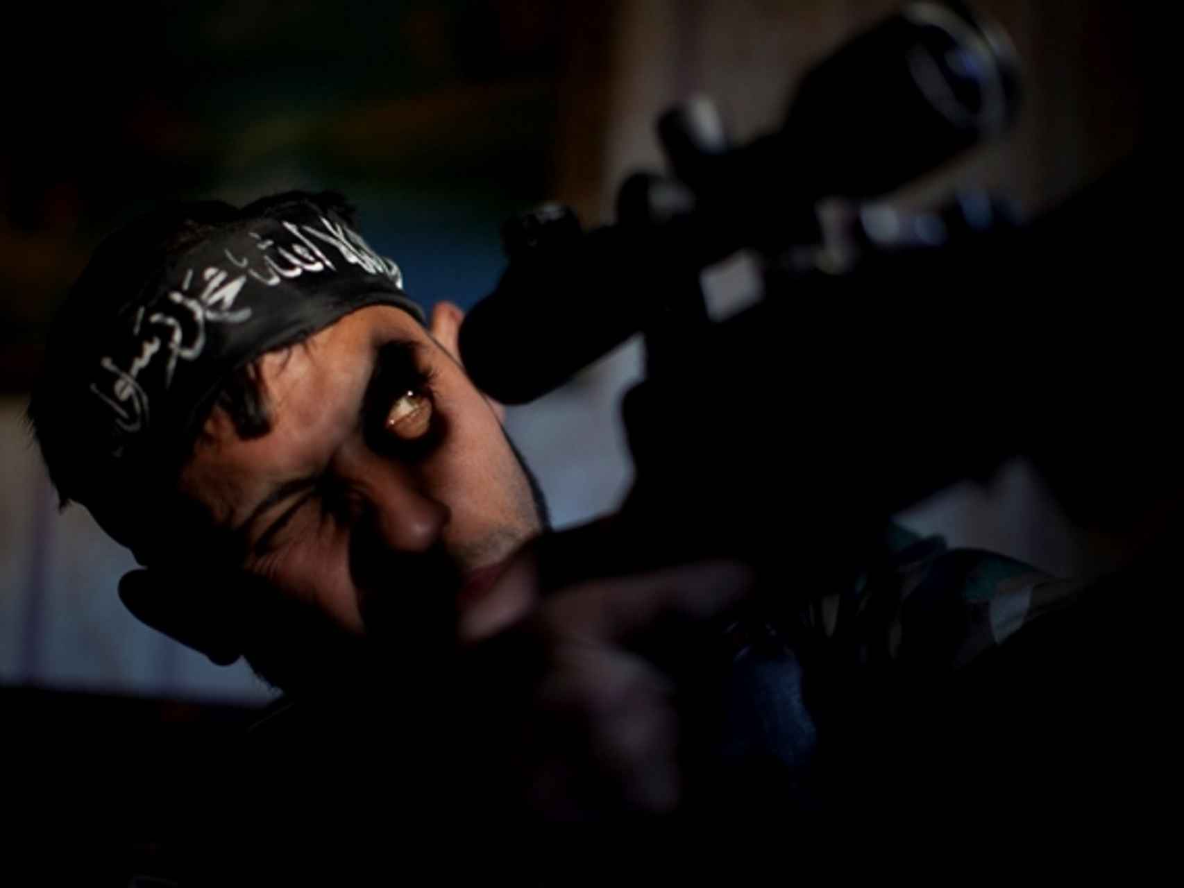 Un francotirador en Alepo.