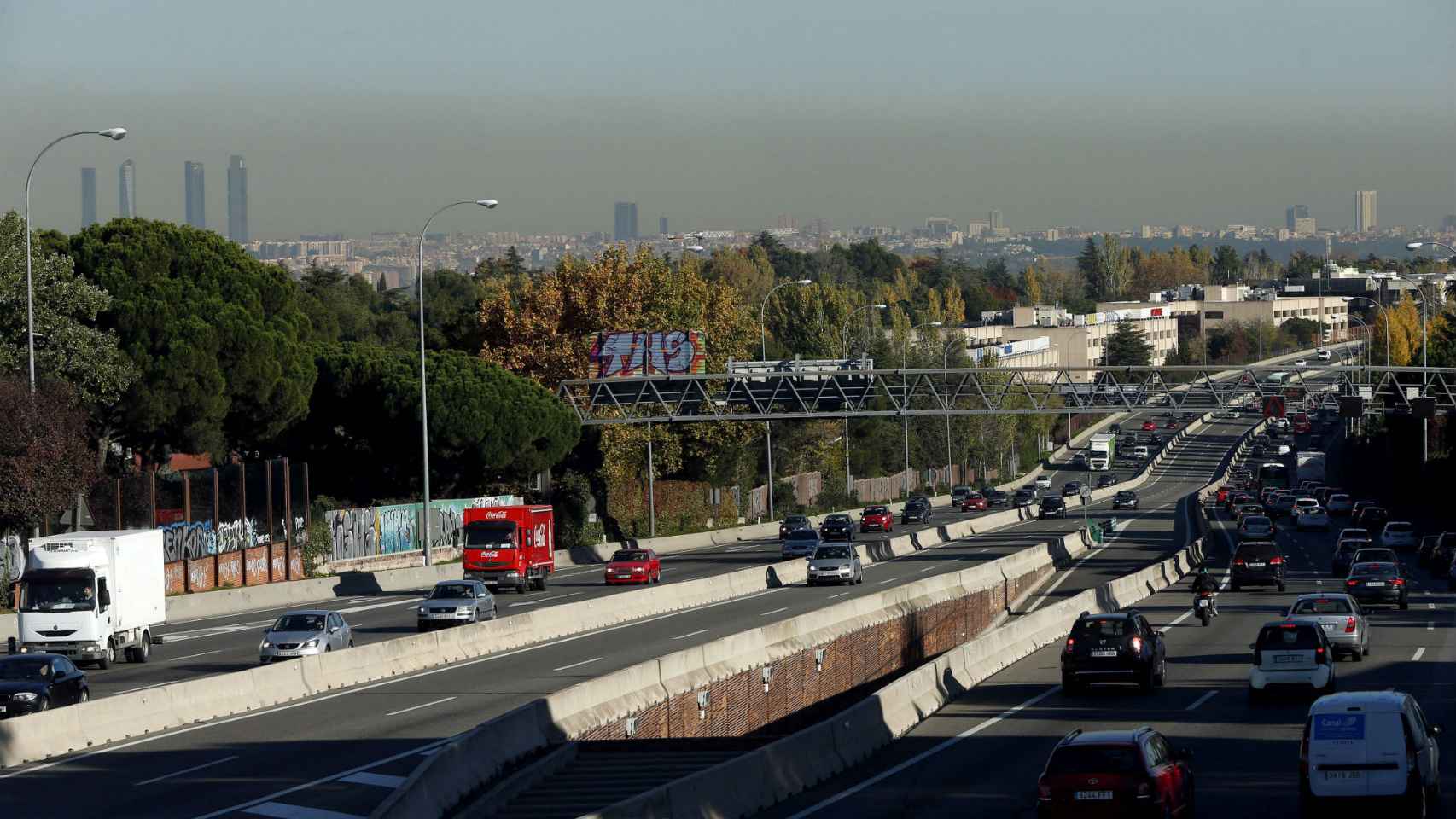 Tráfico y contaminación en el horizonte madrileño